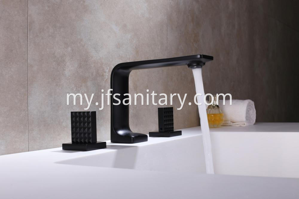 Two Handle Basin Faucet Matt Black